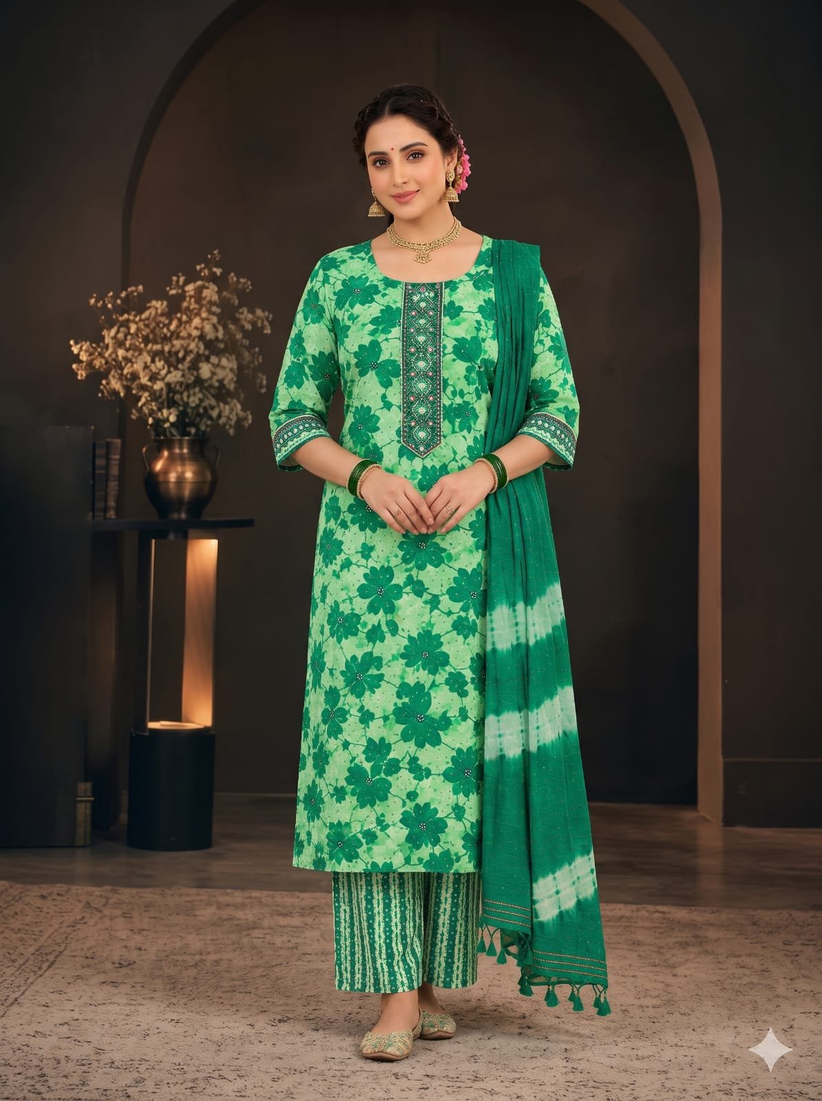 The Kurti Shop Premium Floral Kurtis with Tailored Silhouette