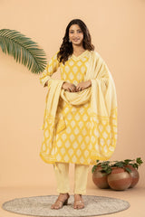 Women leaf printed pure cotton straight kurta set with v neck lace border and matching pants by The Kurti Shop