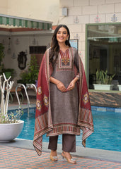 The Khurtis Shop Women Maroon & Grey Geometric Printed Straight Kurta with Trousers & Dupatta Set | Cotton Blend Kurta Set for Women