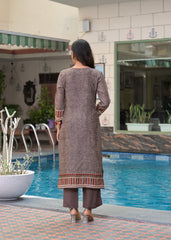 The Khurtis Shop Women Maroon & Grey Geometric Printed Straight Kurta with Trousers & Dupatta Set | Cotton Blend Kurta Set for Women