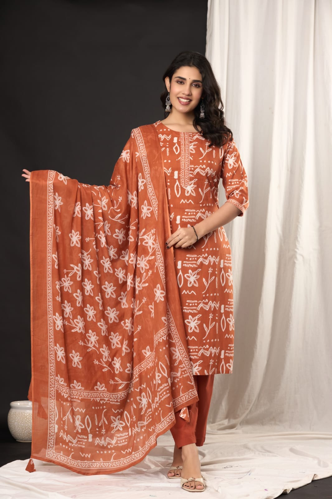 The Kurti Shop, Women Ethnic Wear, 3 Piece Cotton Kurti Set, Printed Kurti with Dupatta, Casual Office Wear Suit, Indian Traditional Wear, Designer Kurti Set.