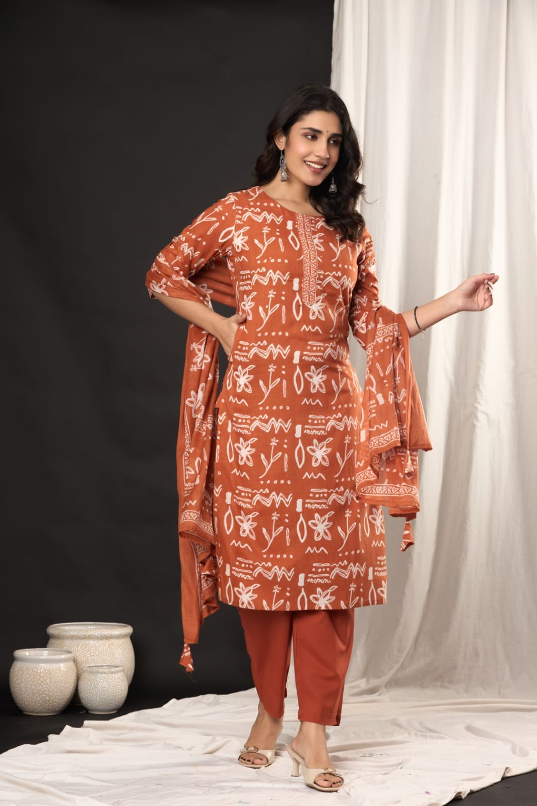 The Kurti Shop, Women Ethnic Wear, 3 Piece Cotton Kurti Set, Printed Kurti with Dupatta, Casual Office Wear Suit, Indian Traditional Wear, Designer Kurti Set.