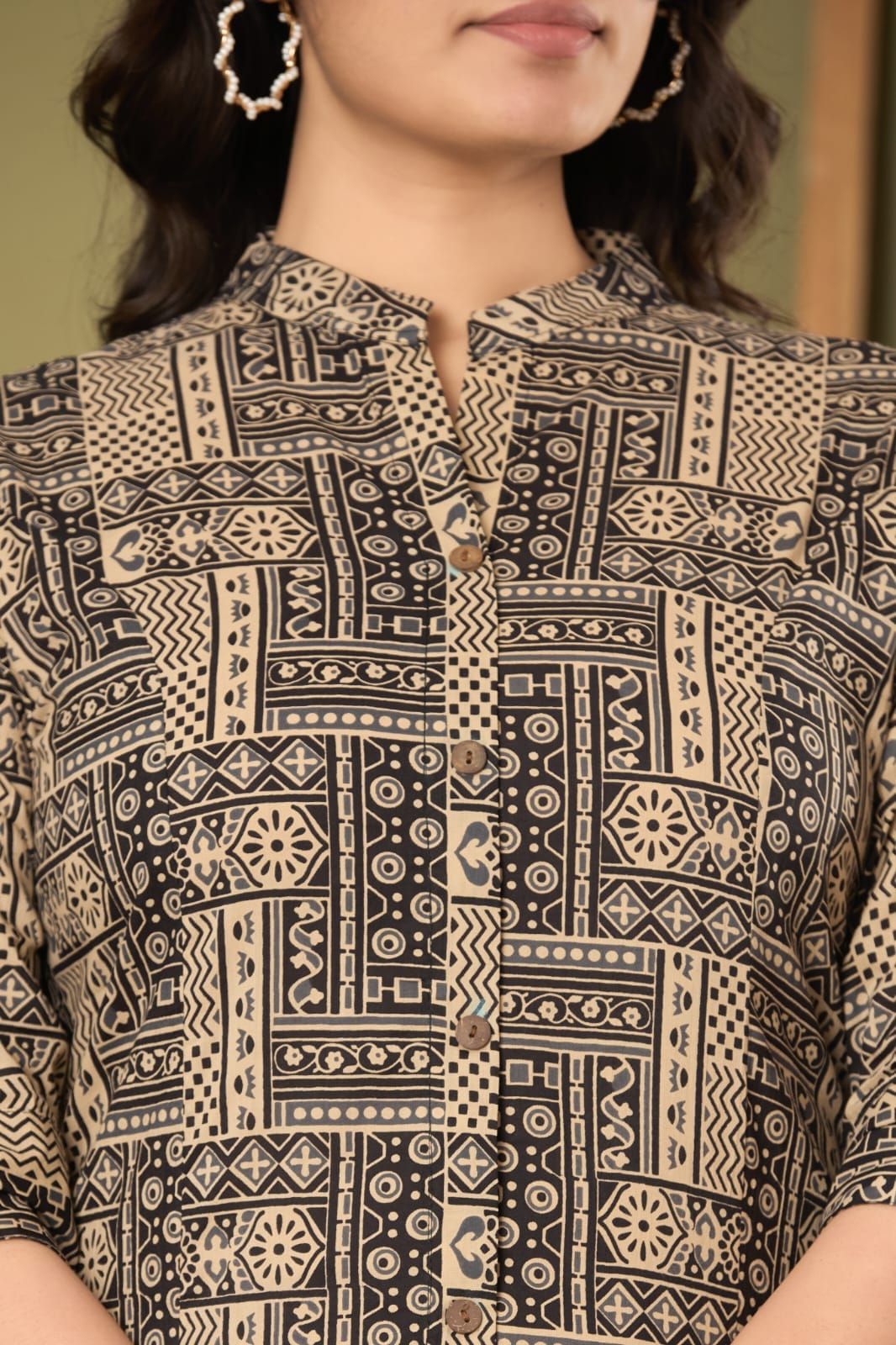 the kurti shop, women cotton kurti set, printed kurta pant set, kurti with pocket, black geometric print kurti, mandarin collar kurta set, office wear ethnic set, 3/4 sleeve straight kurti, ladies kurta pant set, traditional cotton dress, festive daily wear kurti, ethnic trousers combo set, ready to wear kurti pant
